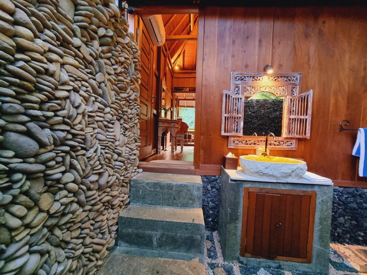 הוילה Avalon Ubud Castle & Spa מראה חיצוני תמונה